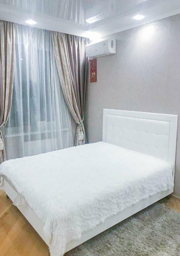 Rent-Kiev Apartment On Luxklavdievskaya Екстериор снимка