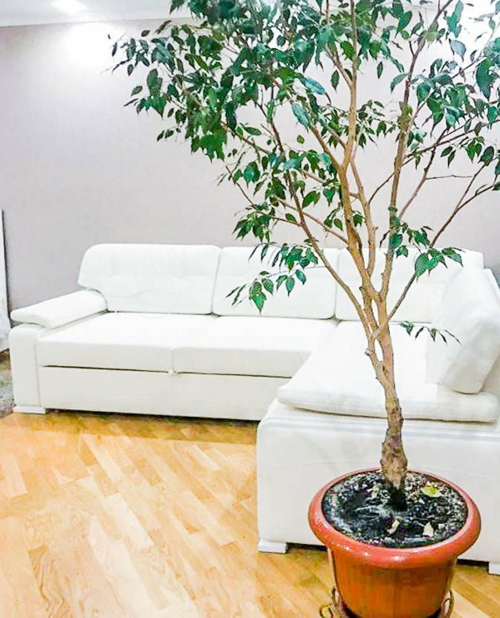 Rent-Kiev Apartment On Luxklavdievskaya Екстериор снимка