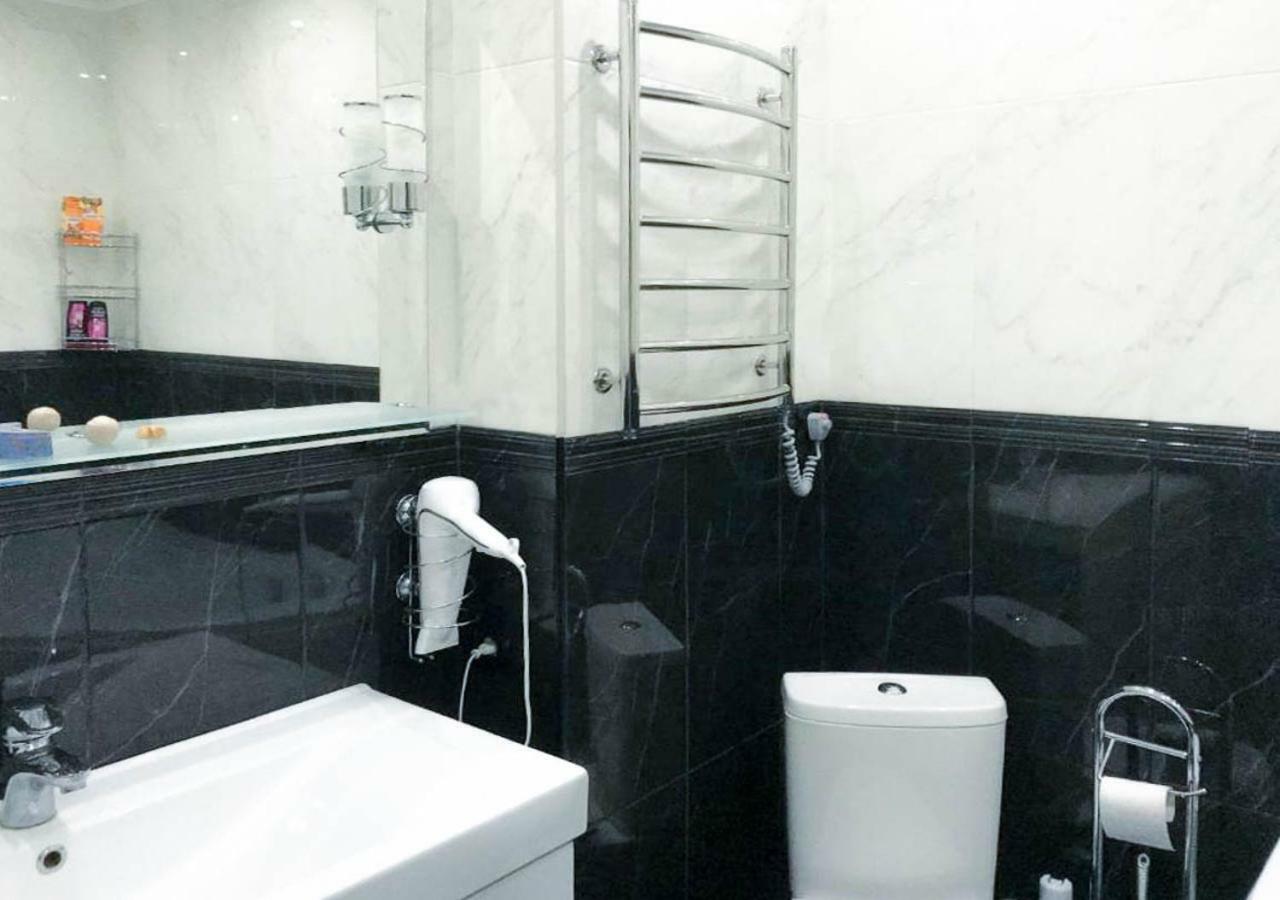 Rent-Kiev Apartment On Luxklavdievskaya Екстериор снимка