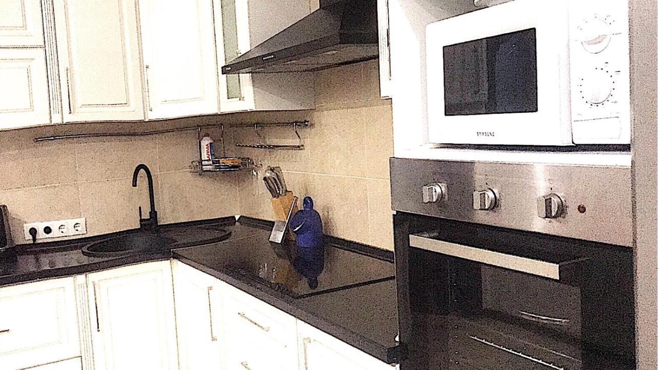 Rent-Kiev Apartment On Luxklavdievskaya Екстериор снимка